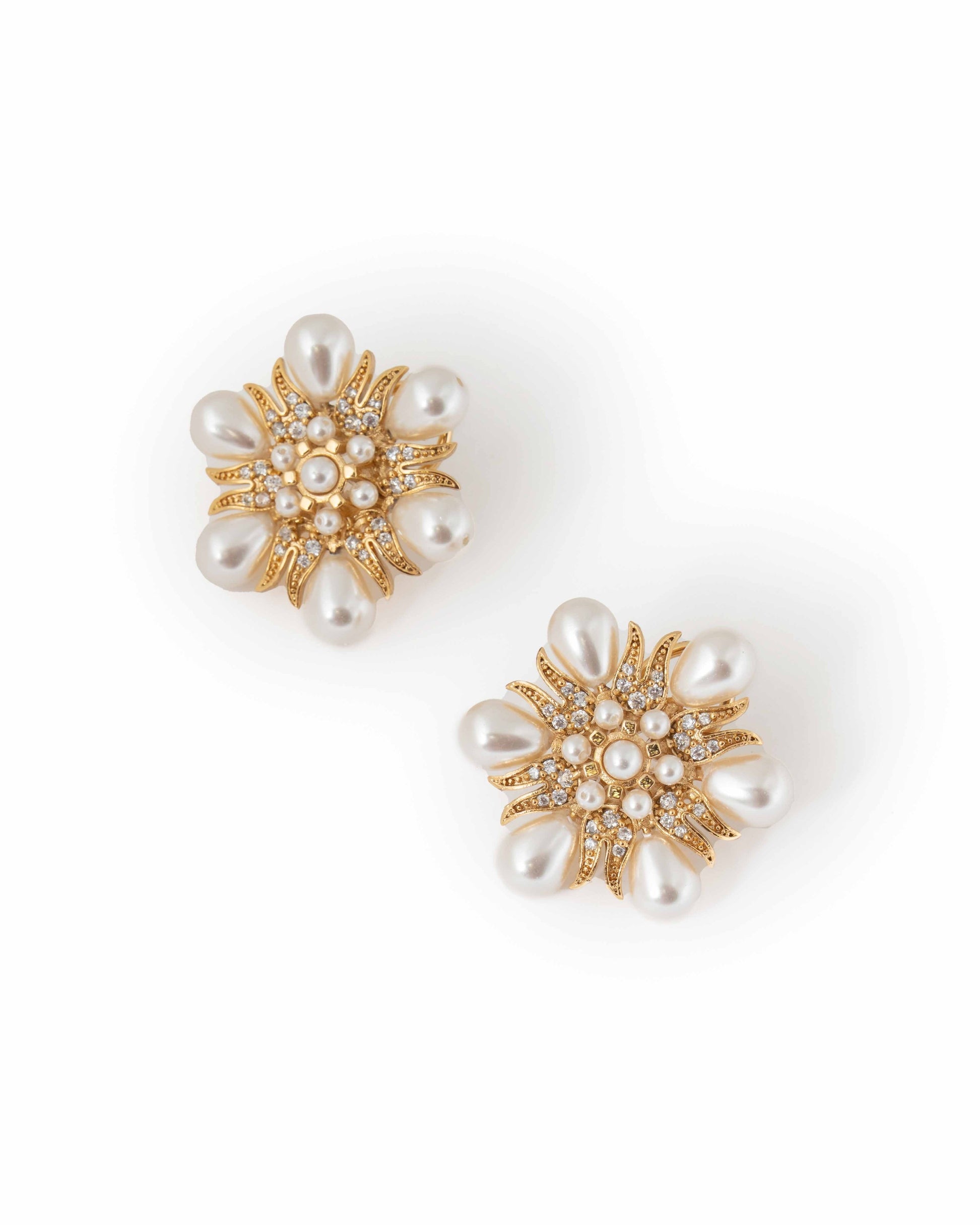 Grand Palais Poppy Studs