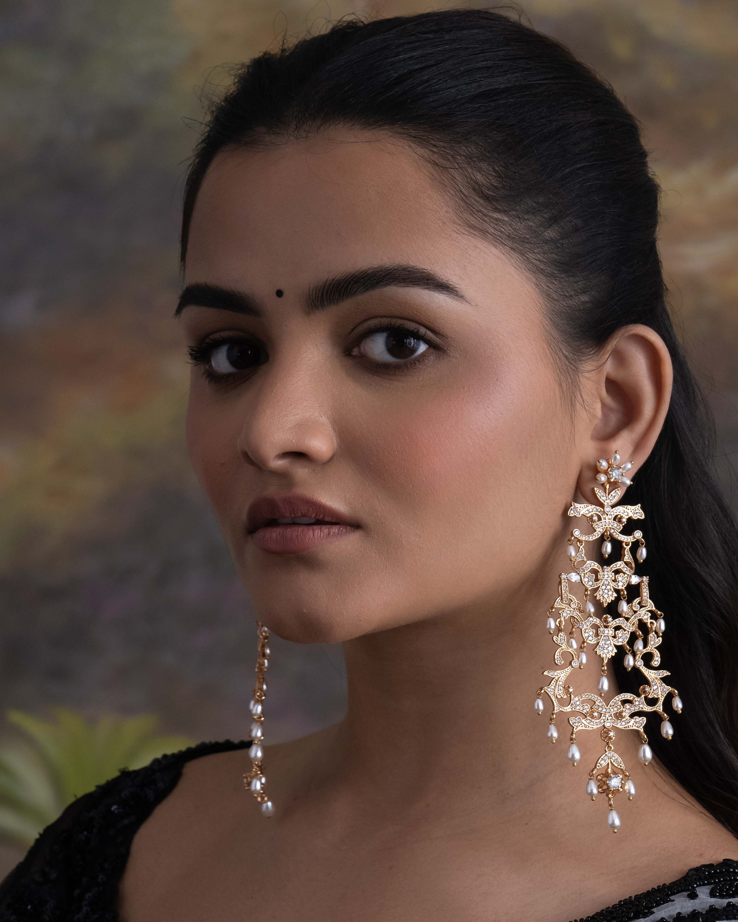 Grand Palais Shoulder Dusters