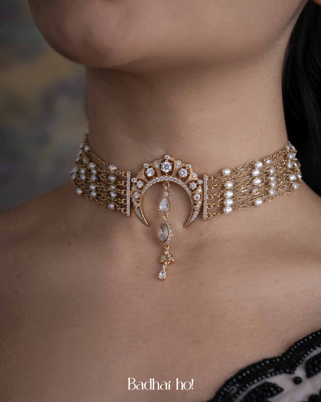 Grand Palais Crescent Choker