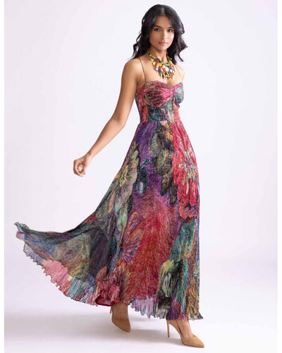 kinera maxi dress Our Kinera Maxi Dress as seen on @eminna.t www.chiclefrique.com