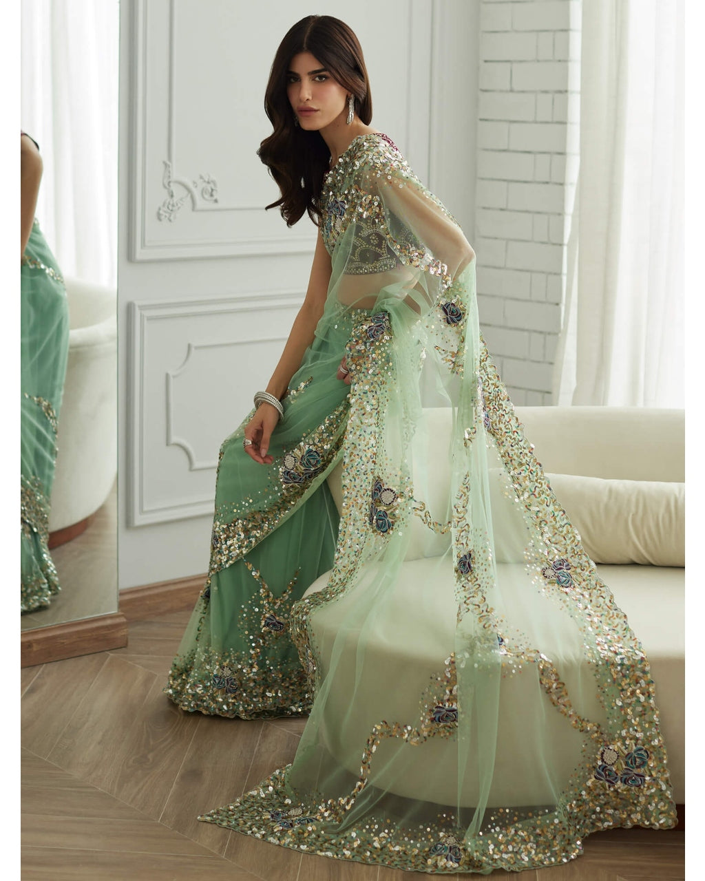 Isabella Blouse, Sari & Petticoat Set