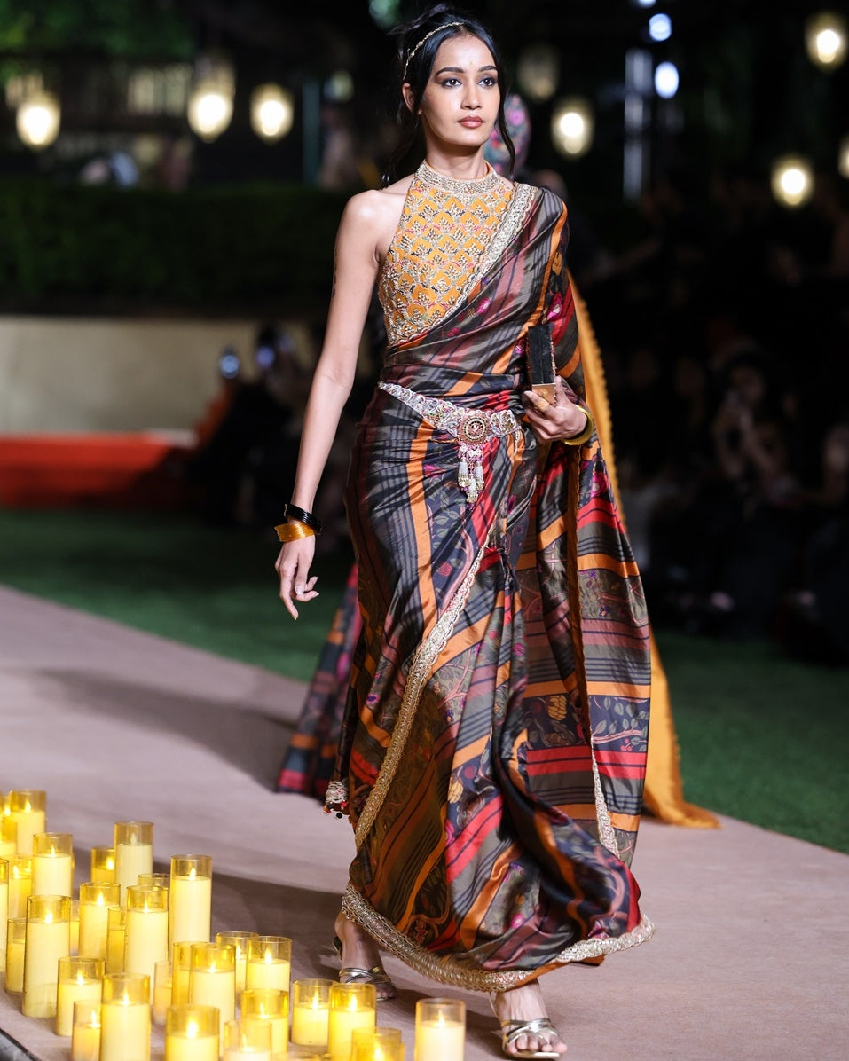 Black And Sarso Amer Sari Set