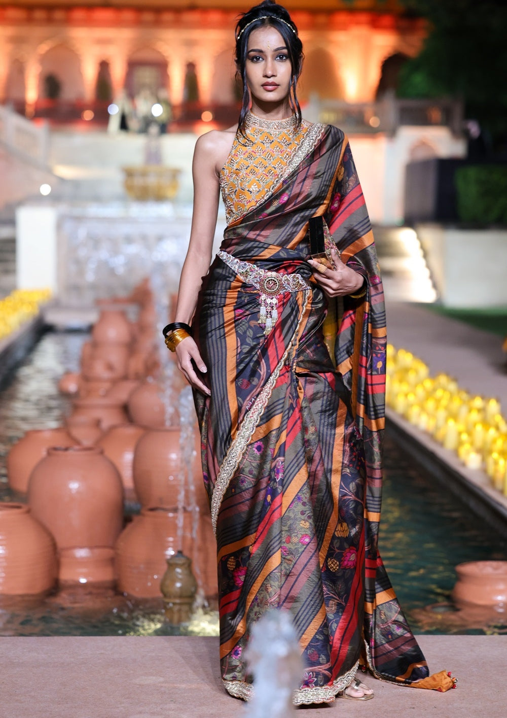 Black And Sarso Amer Sari Set