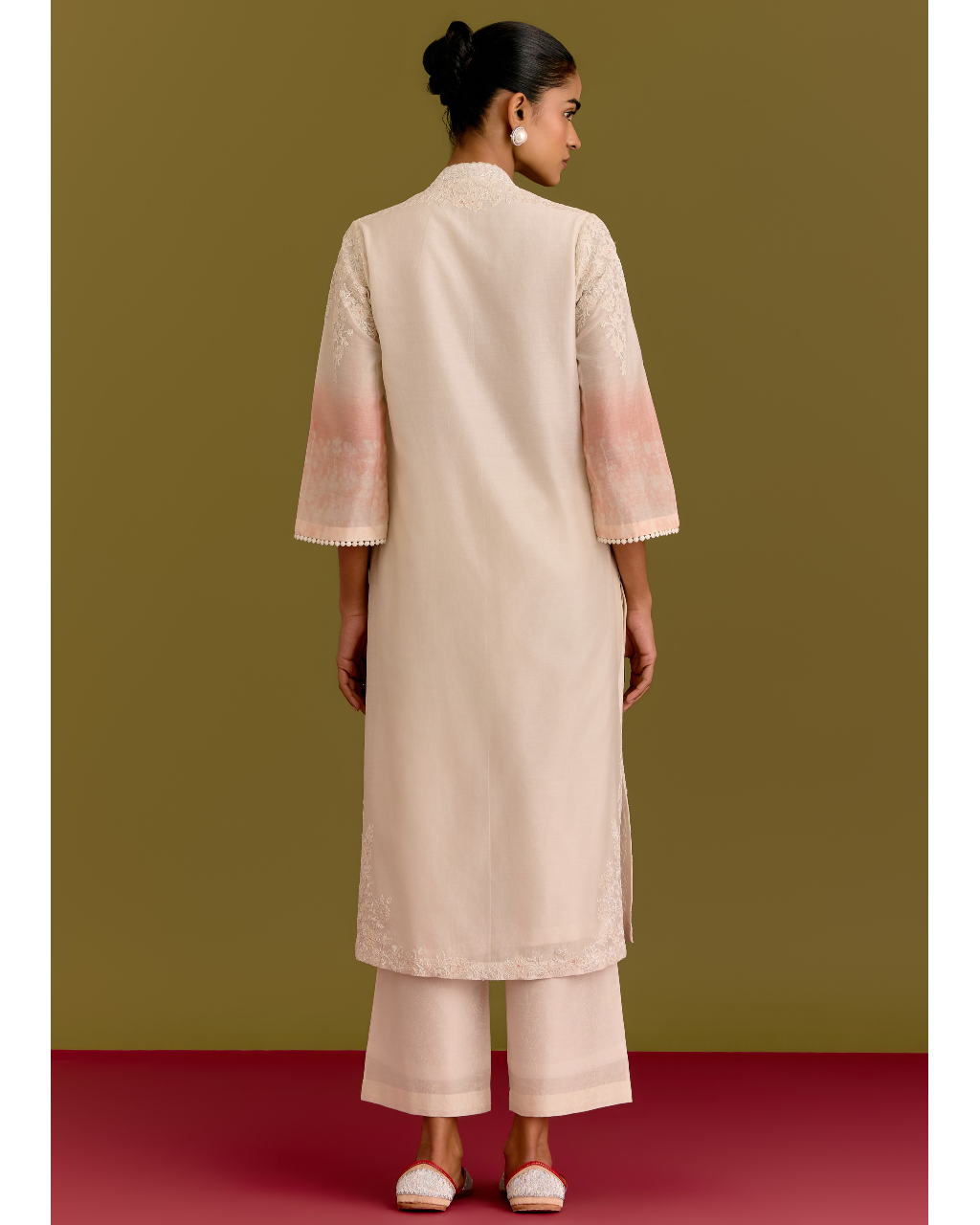Ivory Pink Embroidered Kurta Set