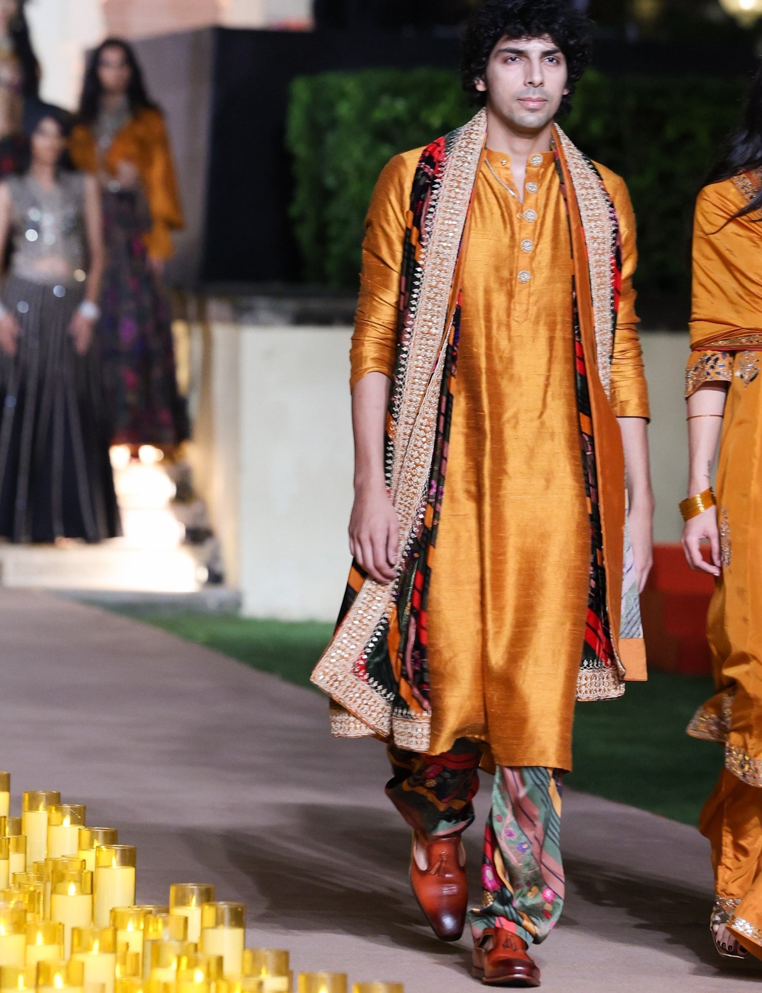 Printed Sarso Classic Kurta Set