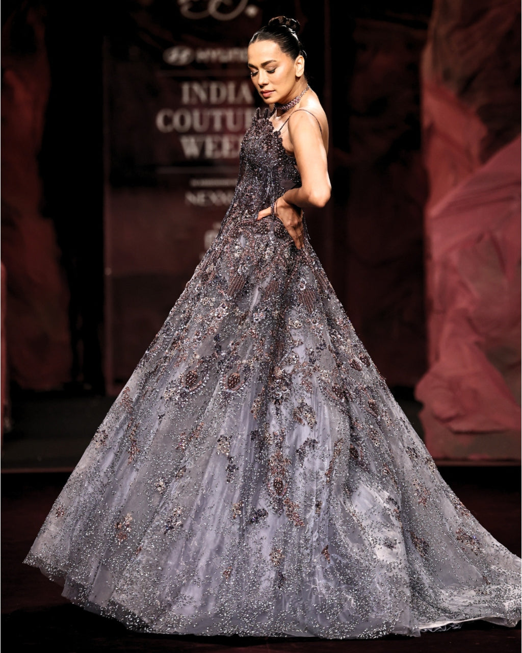 Saanjh Gown