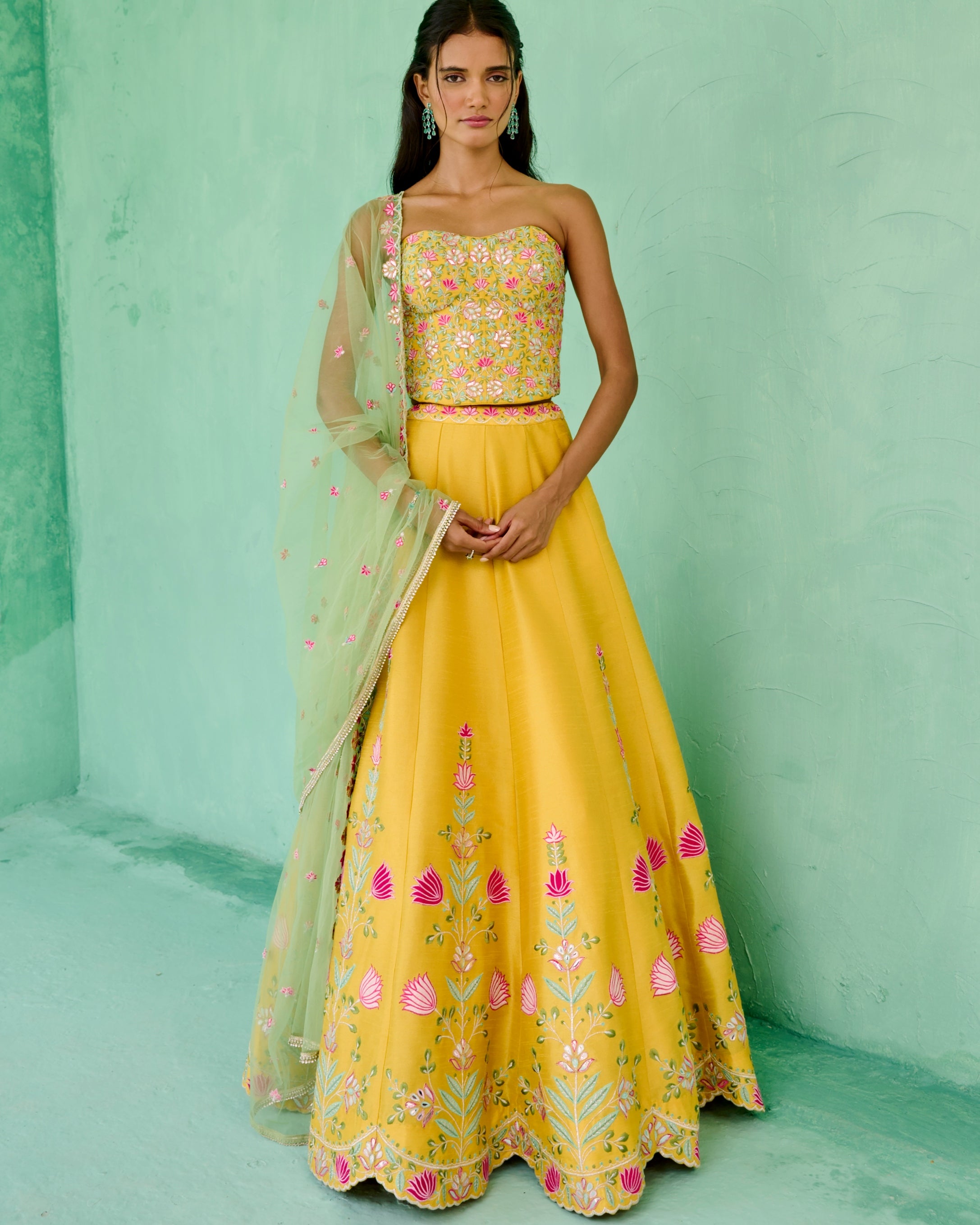 Falak Lehenga Set