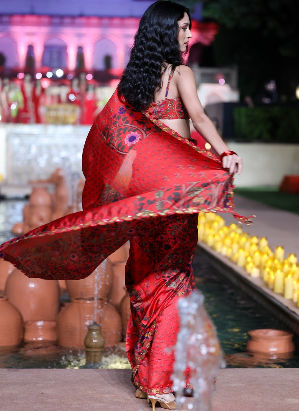 Surkh Laal Sari Set