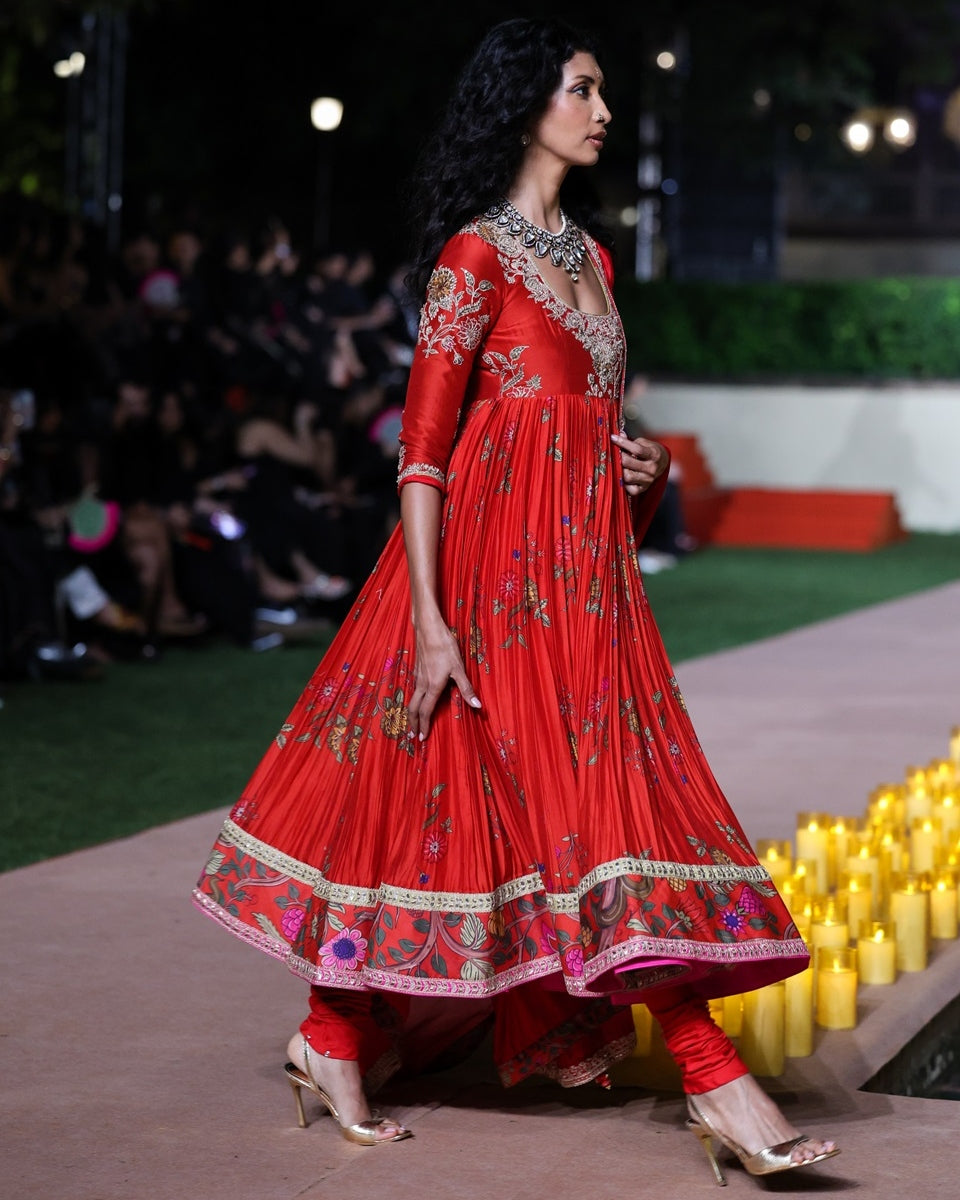 Surkh Laal Anarkali Set