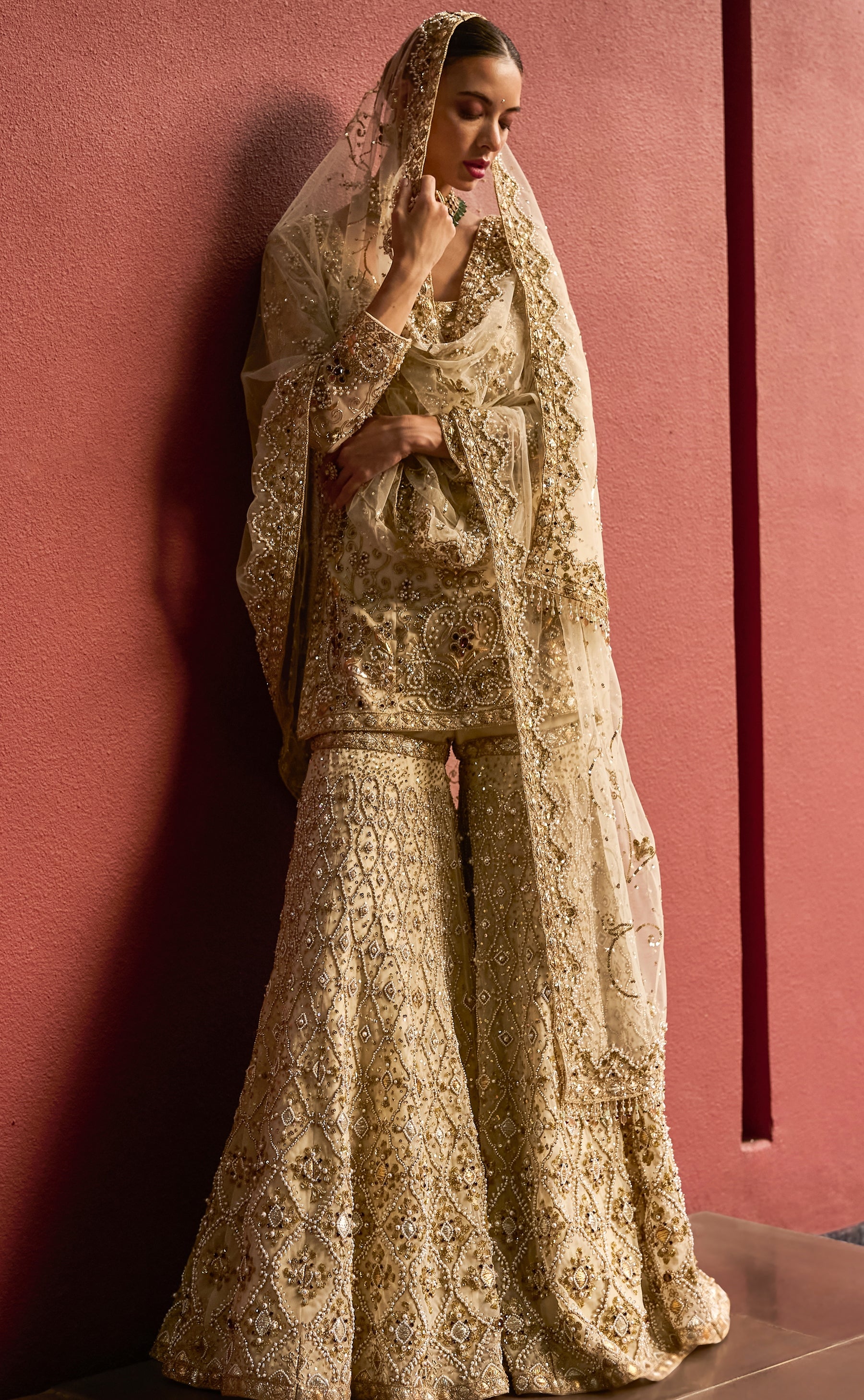 Ivory Gharara Set