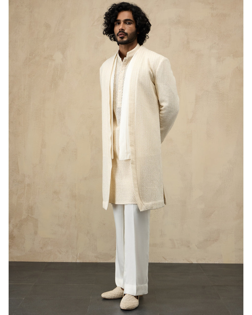 Off White Inara Jaal Luppi Button Kurta Set