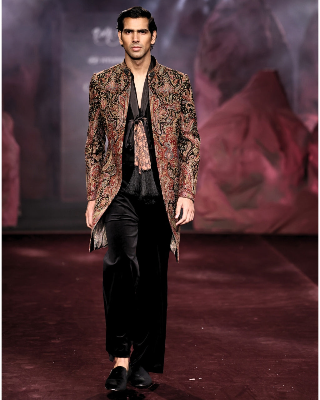 Ebon Sherwani Set