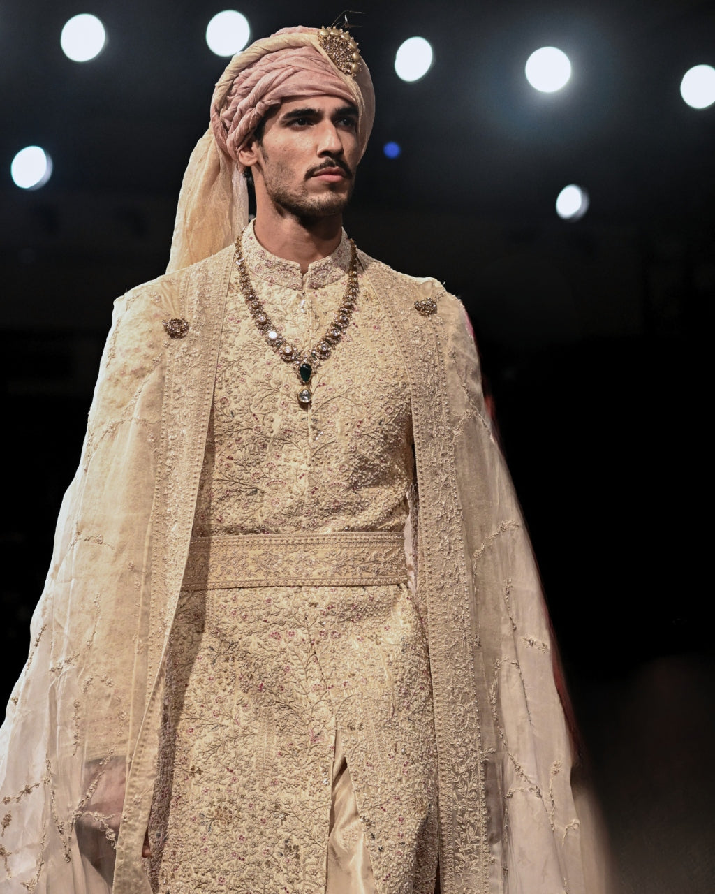 Vardhan Sherwani Set