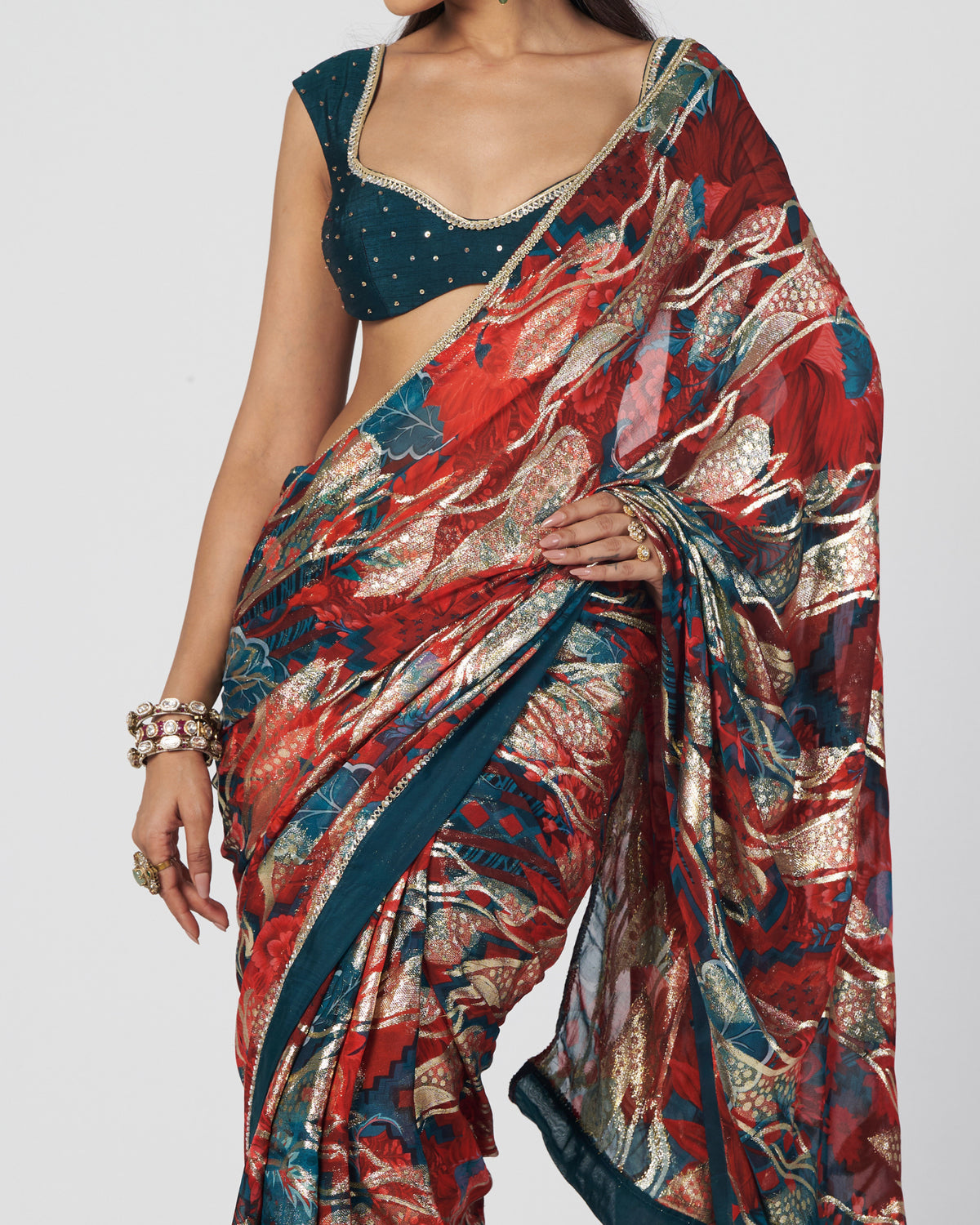 Tabasco Red Jugmug Sari Set