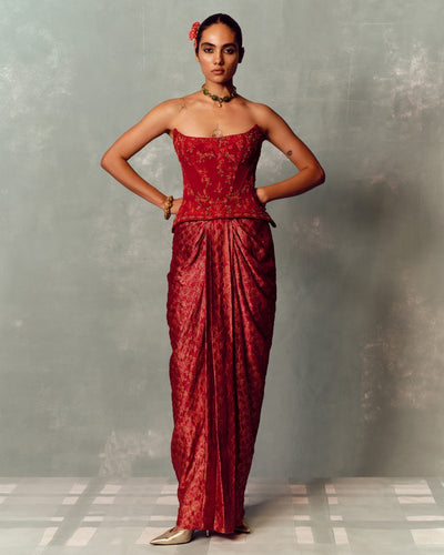Scarlet Heirloom Corset And Skirt Set