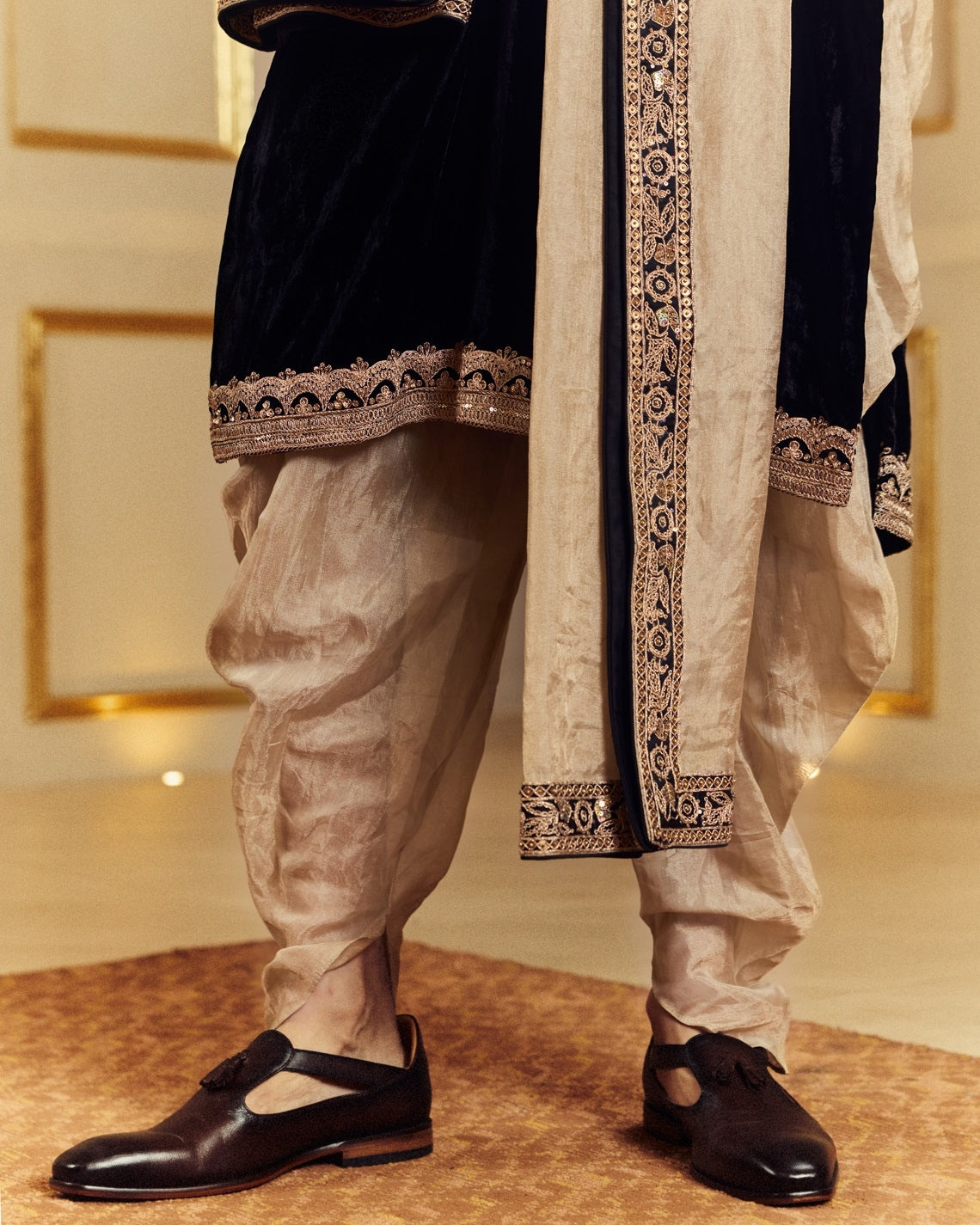 Black Velvet Amer Kurta Set