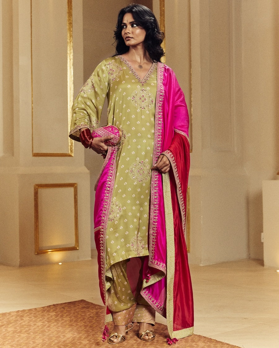 Dry Heena Green And Gulabi Gulaal Kaftaan Kurta Set