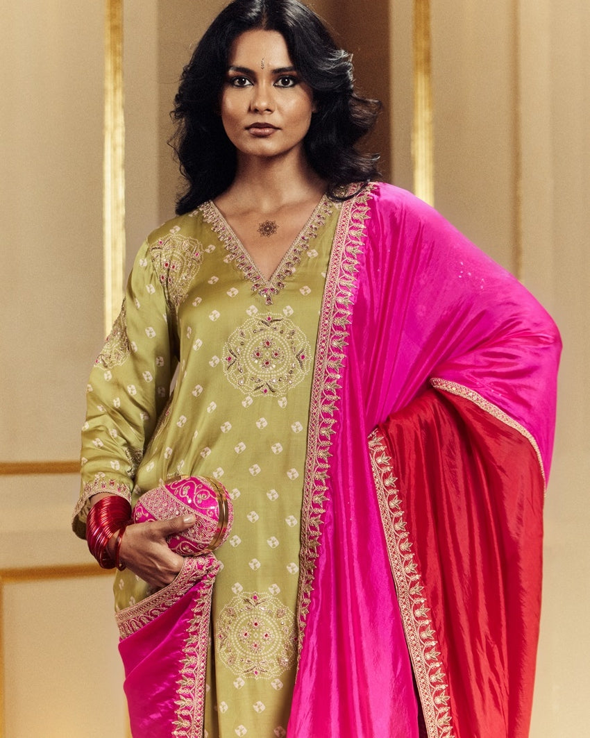 Dry Heena Green And Gulabi Gulaal Kaftaan Kurta Set