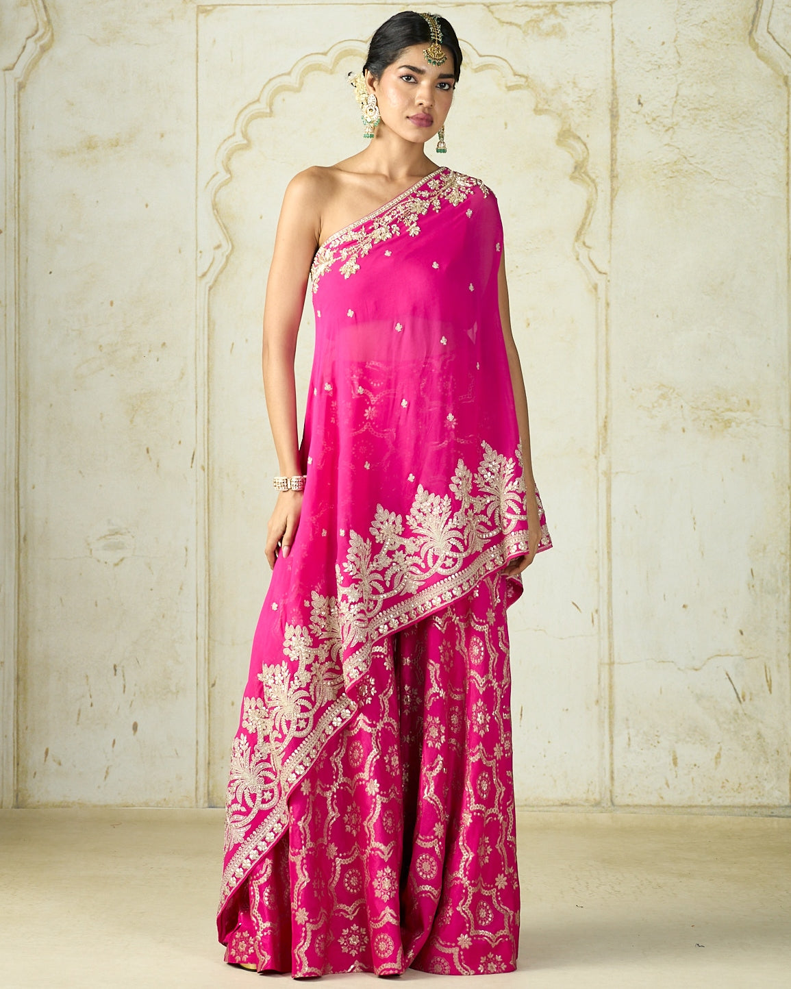 Areesha One Shoulder Set