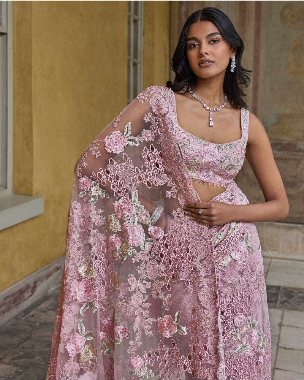 Dusty Pink Thread Work Sari Set
