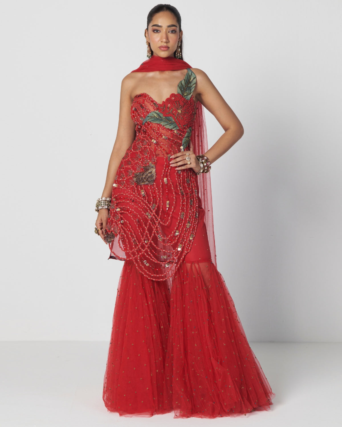 Tabasco Red Sukh Sitara Set