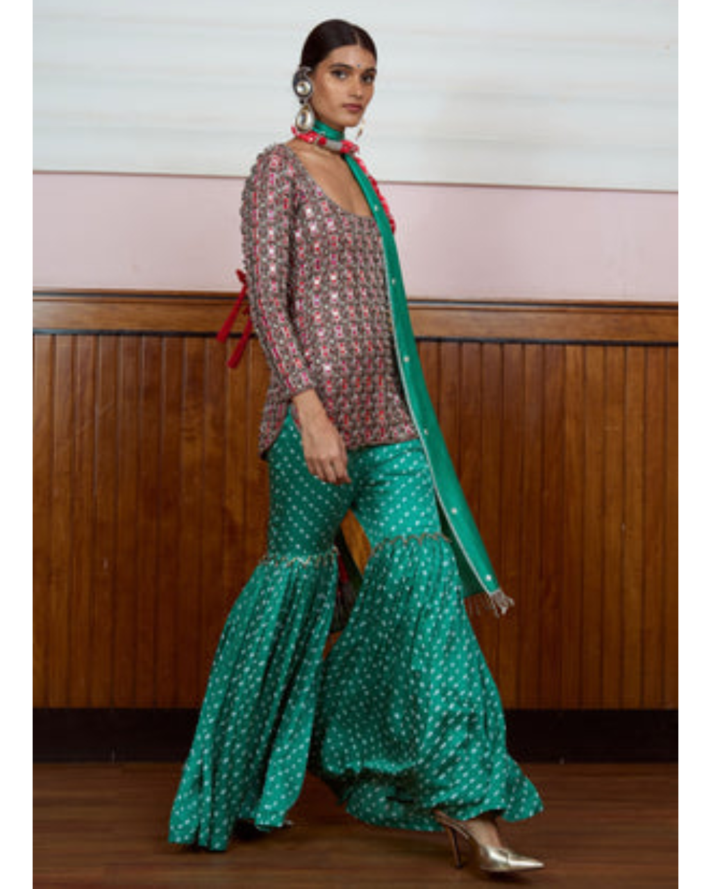 Mumtaz Kurta Set