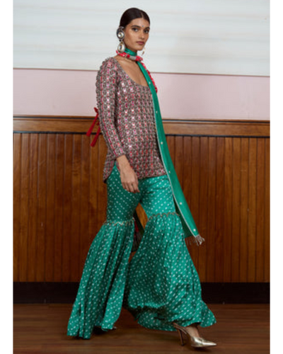 Mumtaz Kurta Set