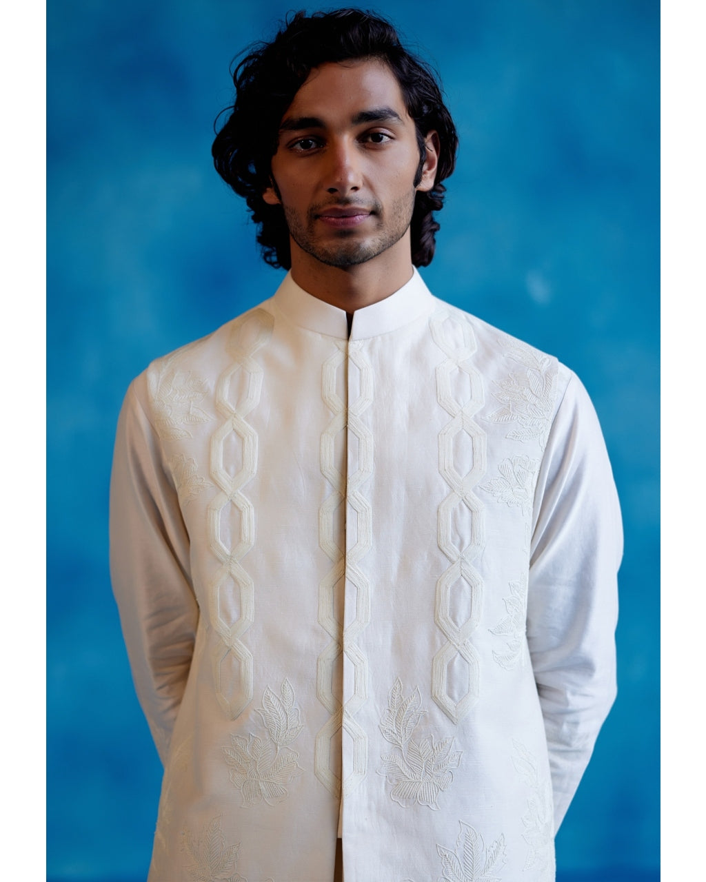 Ivory Silk Chanderi Kurta And Embroidered Bandi Set