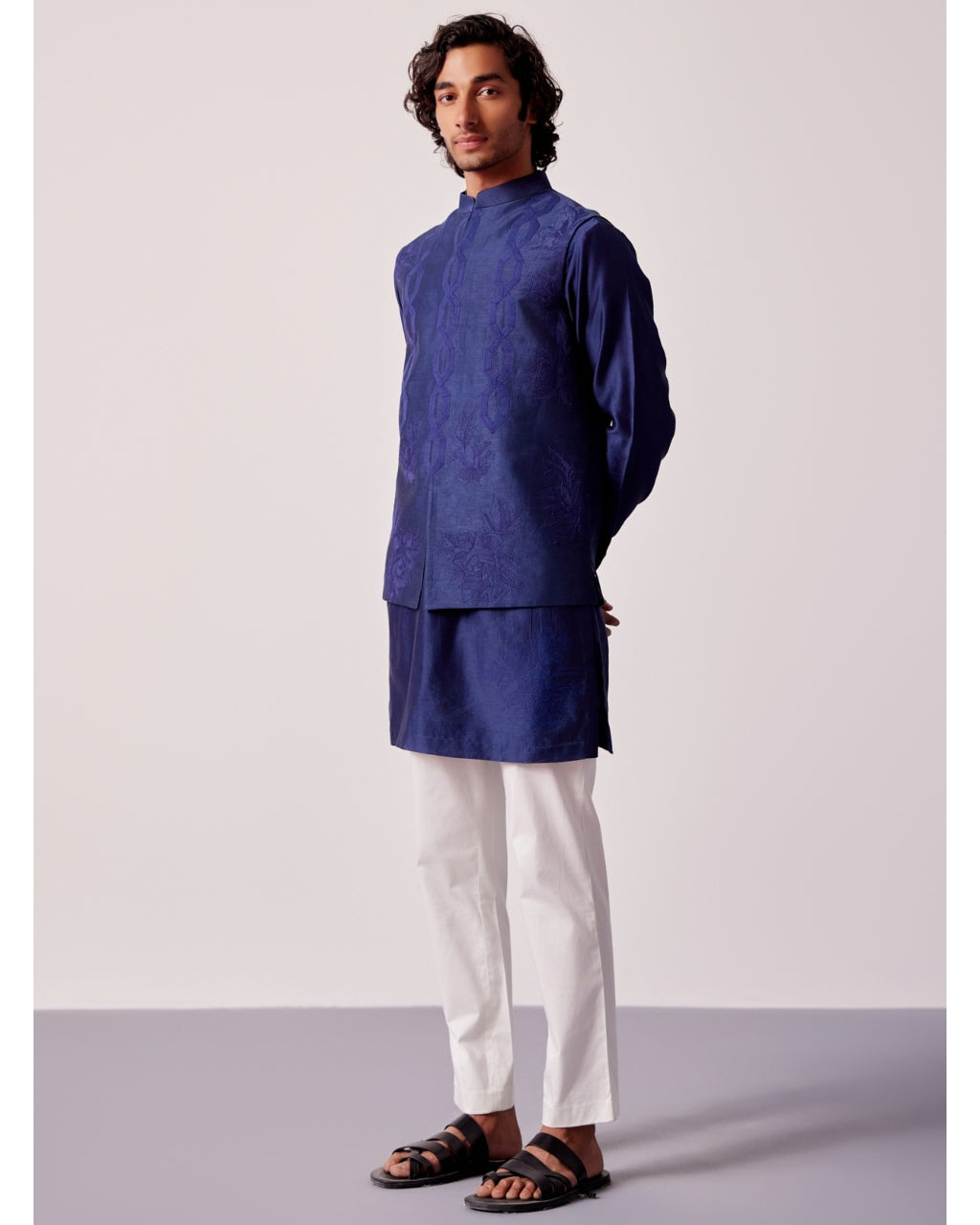 Navy Blue Silk Chanderi Kurta And Embroidered Bandi Set