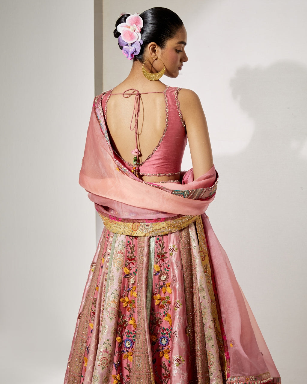 Rose Pink Embroidered Lehenga Set With Organza Dupatta