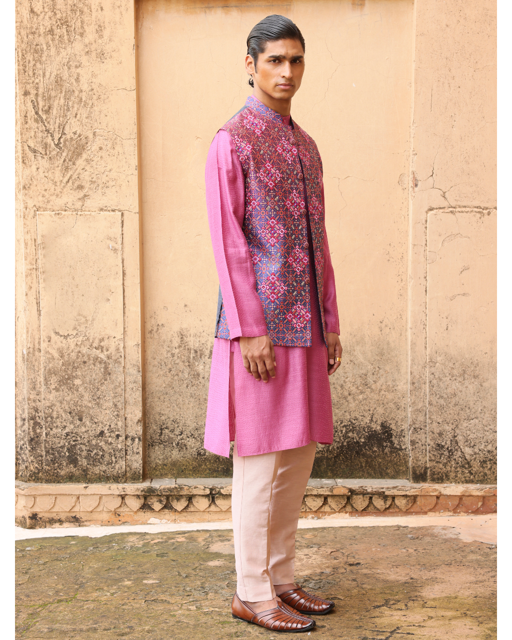 Pink Patola Silk Bundi Set