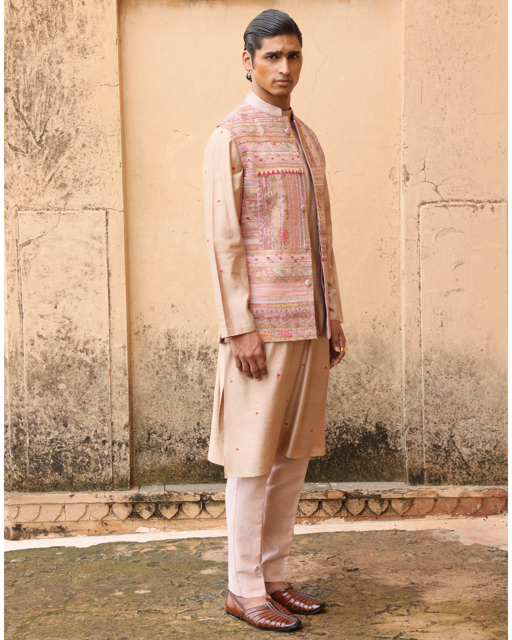 Pink Silk Textured Bundi Set