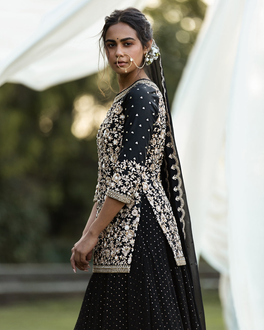 Aari Jaal Kurta With Mukaish Lehenga