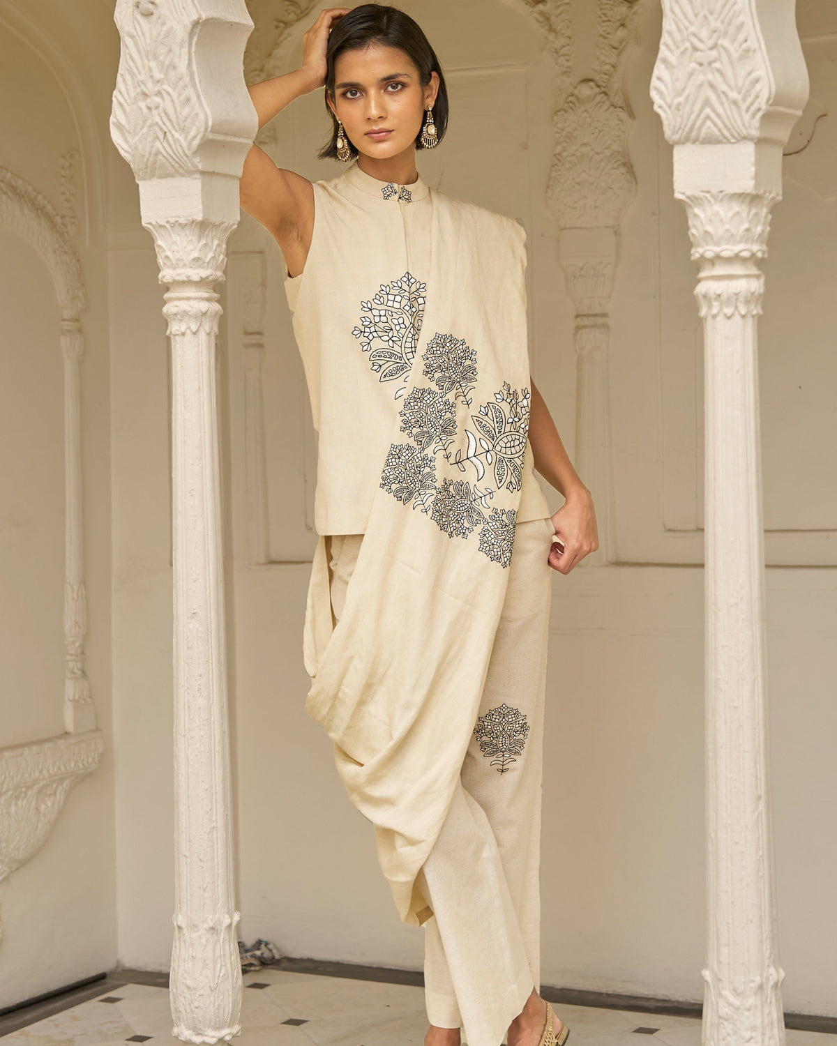 Linen Embroidered Pant Set With Shawl