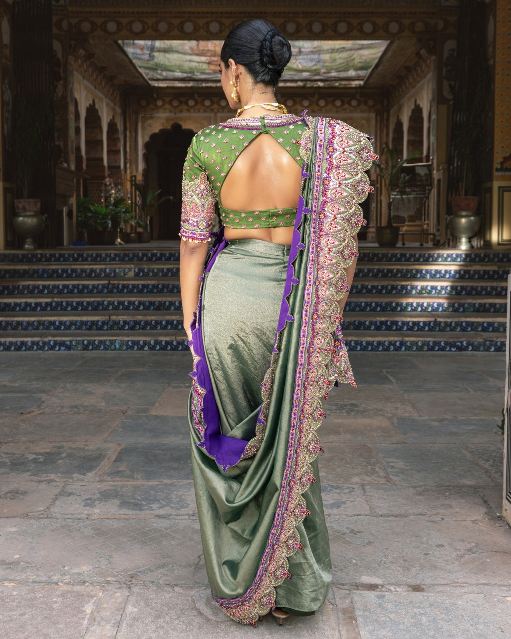 Madhaniya Sari Set