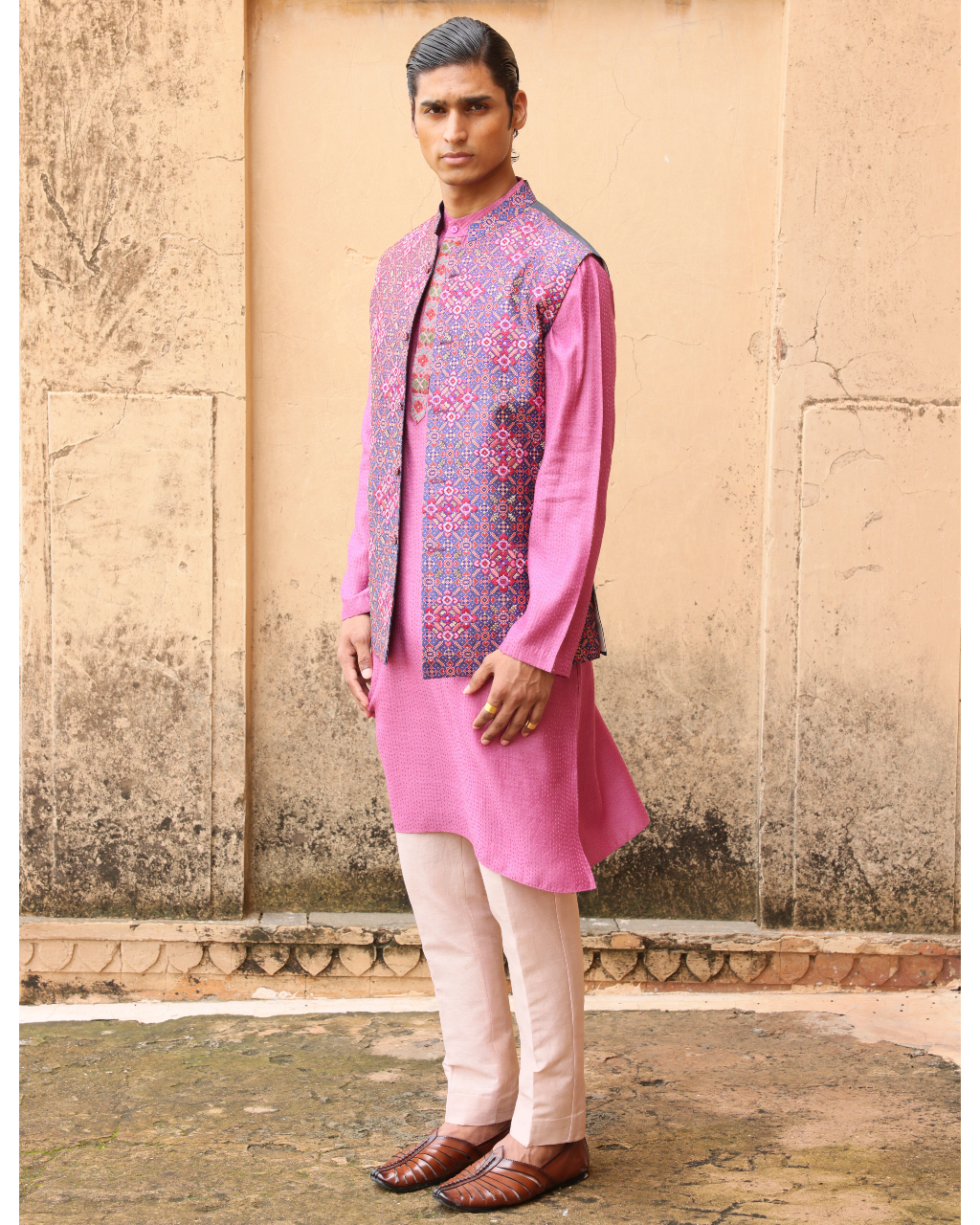 Pink Patola Silk Bundi Set