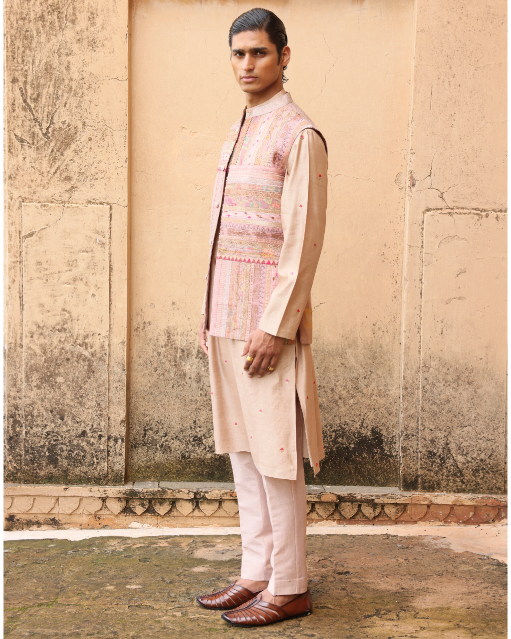 Pink Silk Textured Bundi Set