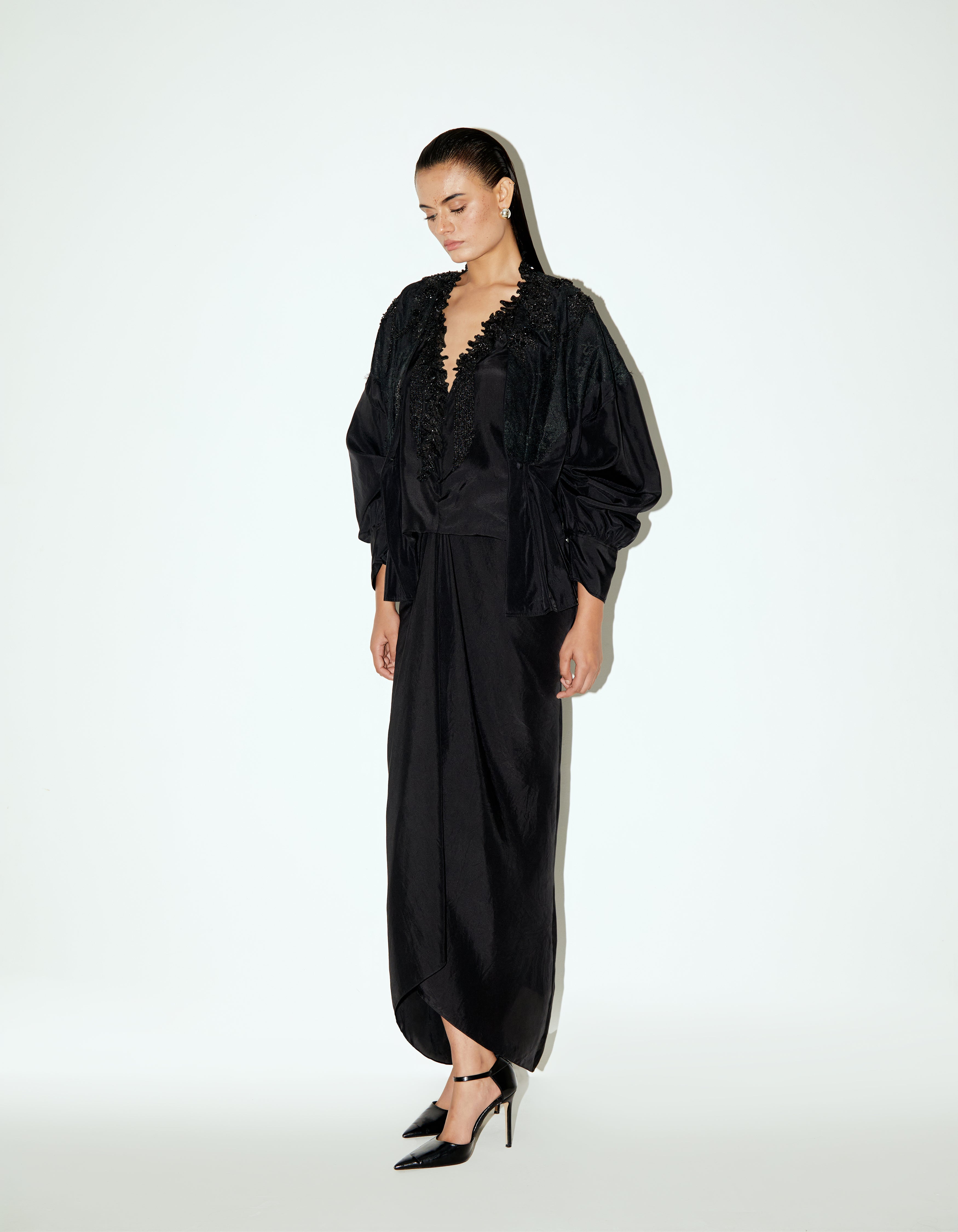 Virna Collarless Jacket With Mixed Lace Emb