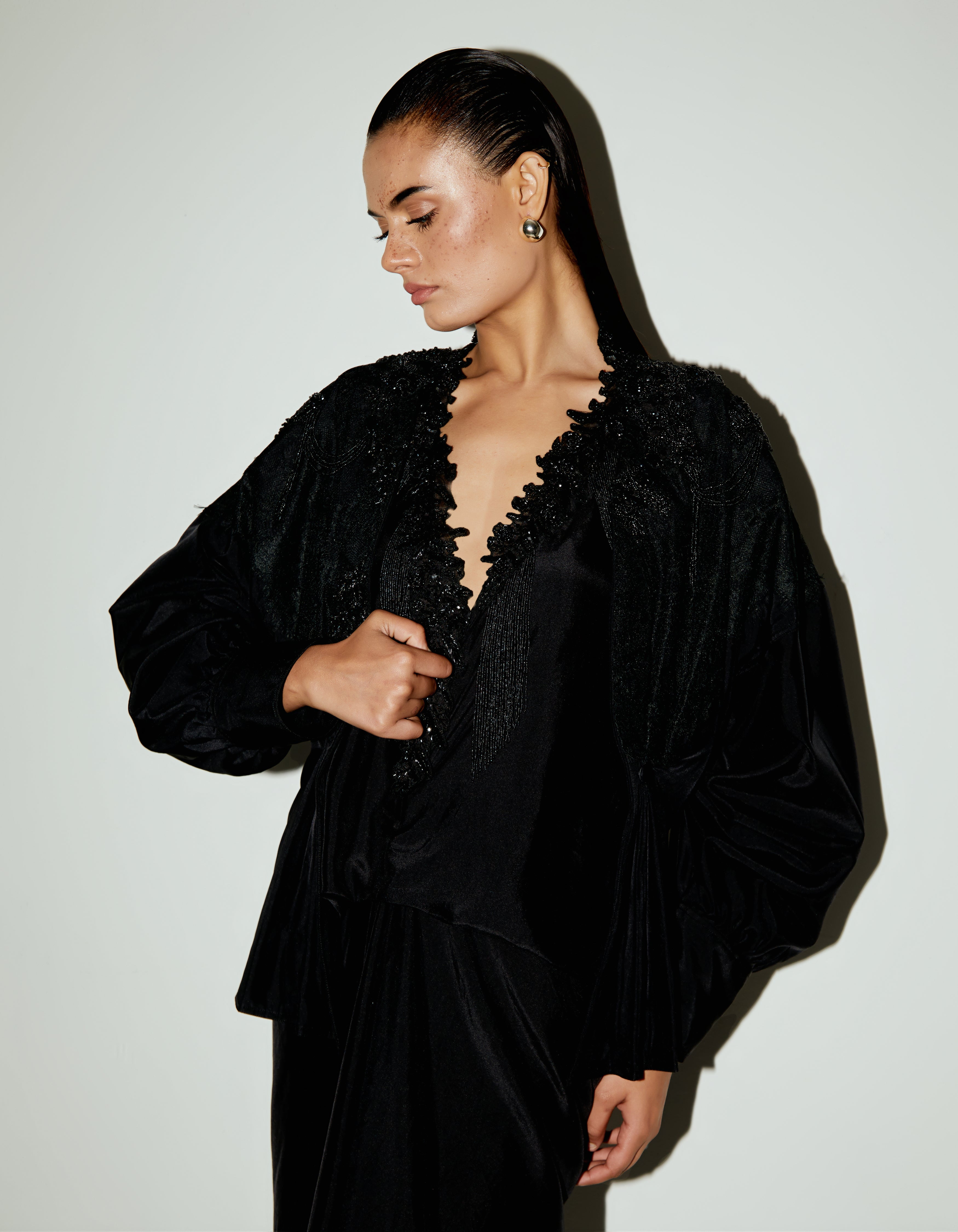 Virna Collarless Jacket With Mixed Lace Emb