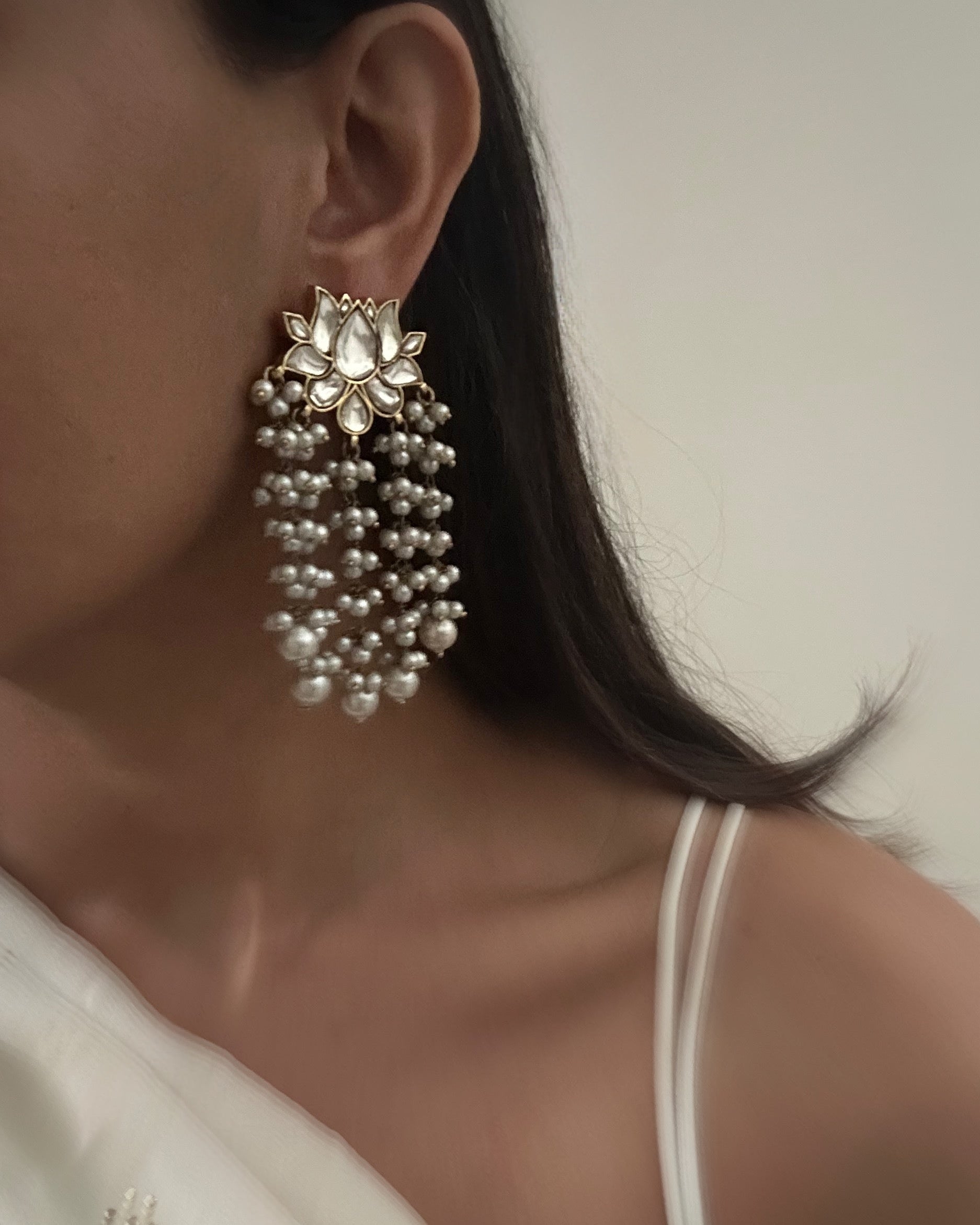 Sorento 10 Lotus Earrings