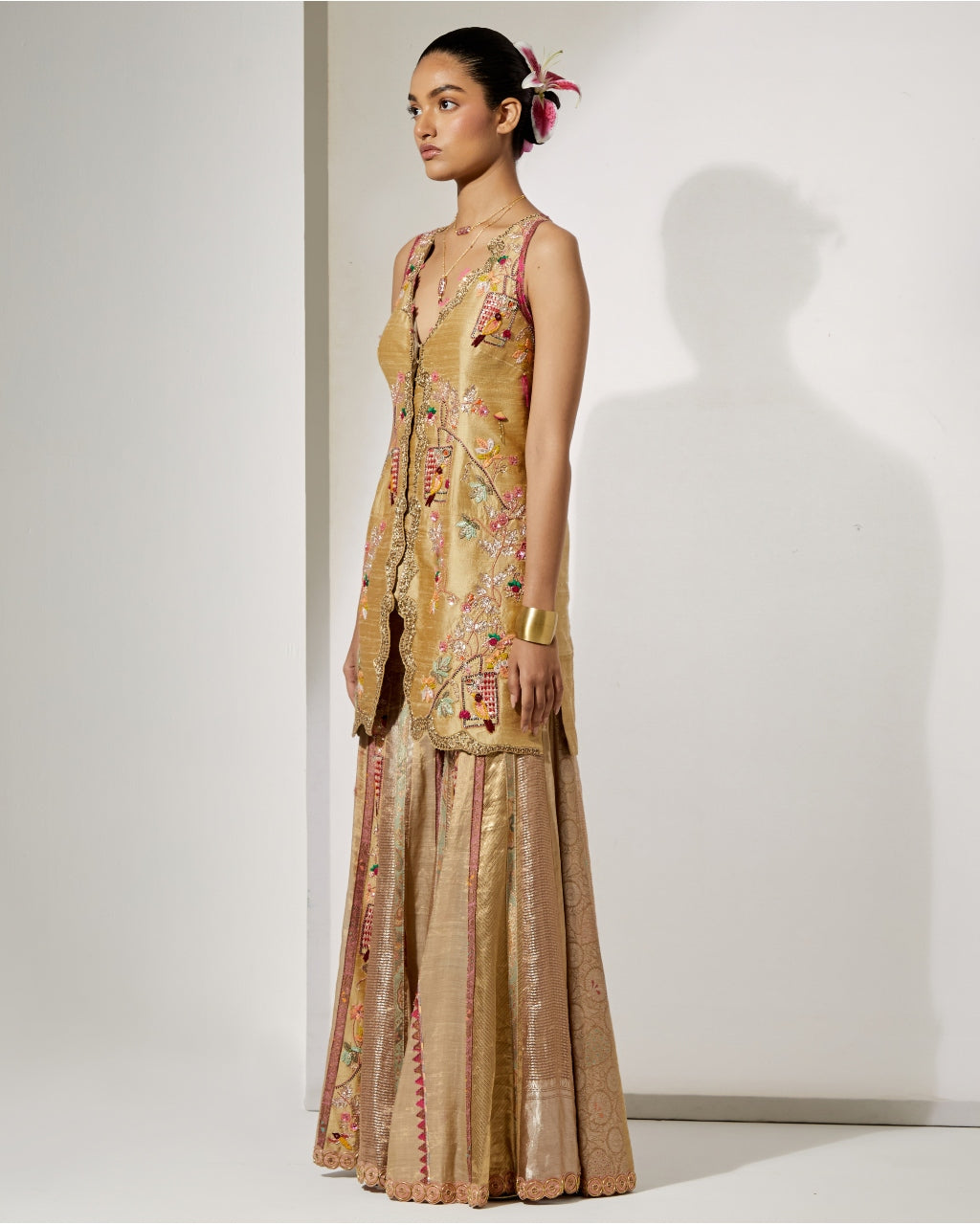 Sunheri Gul Silk Sharara Set