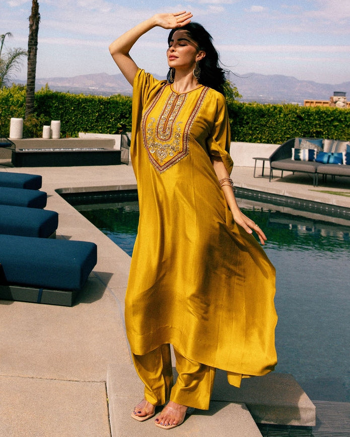 Mustard Thea Kaftan