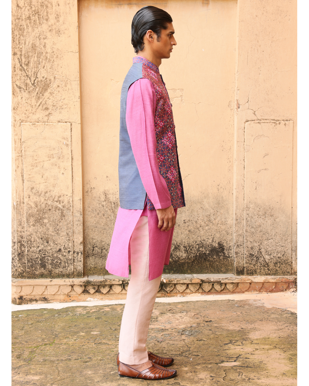 Pink Patola Silk Bundi Set
