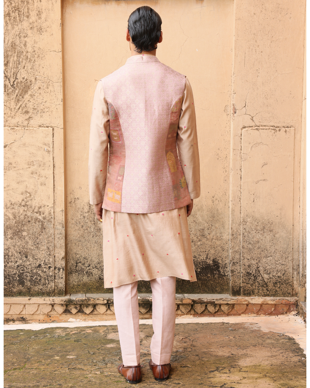 Pink Silk Textured Bundi Set