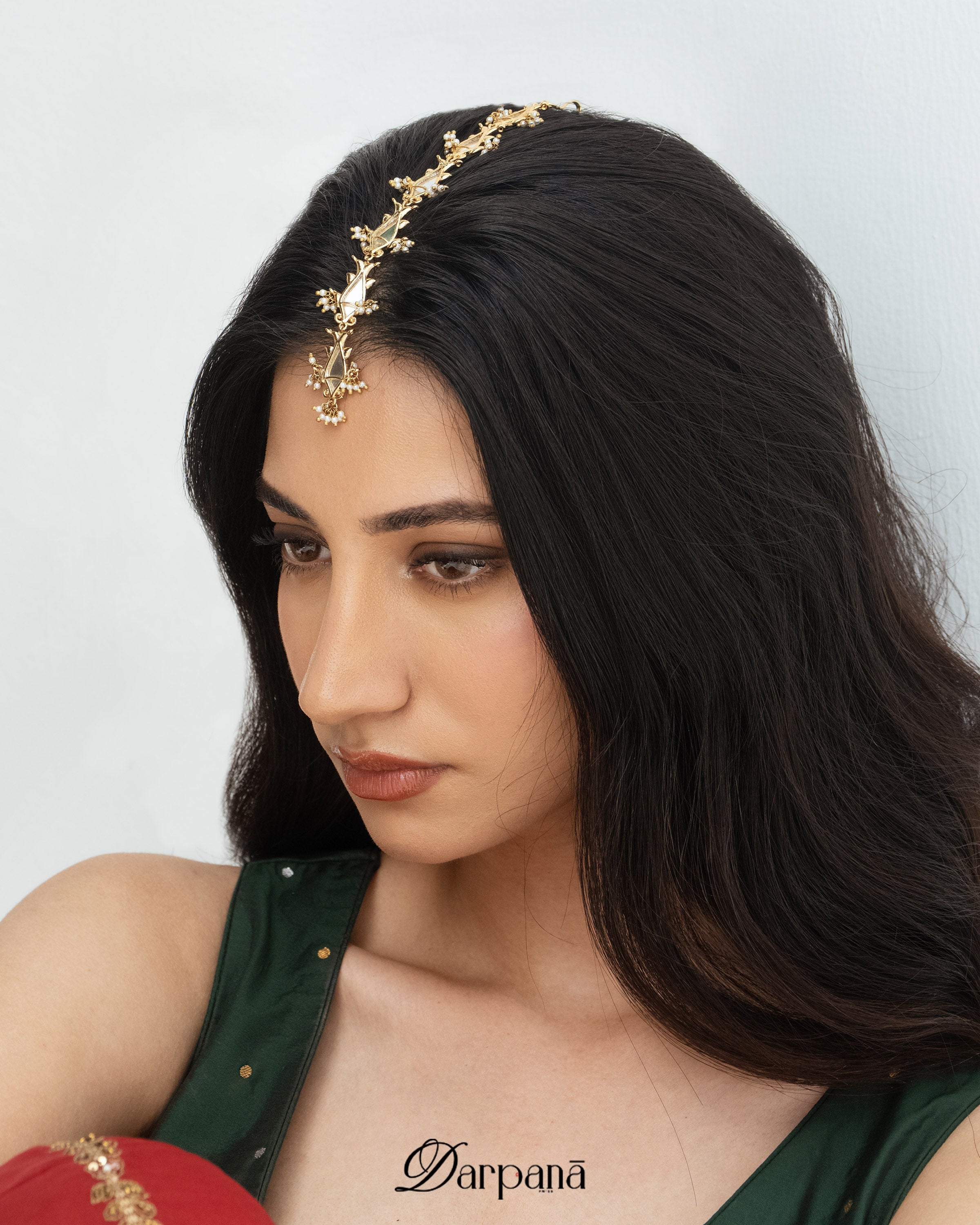 Darpan Meen Maangtika