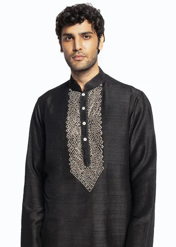 Knot Embroidery Kurta Set