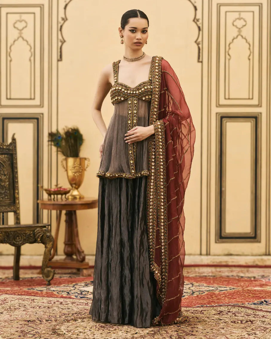 Neel-Shyam Sharara Set