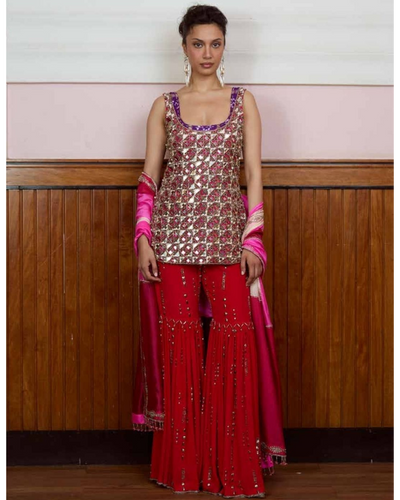 Aaina Kurta Set