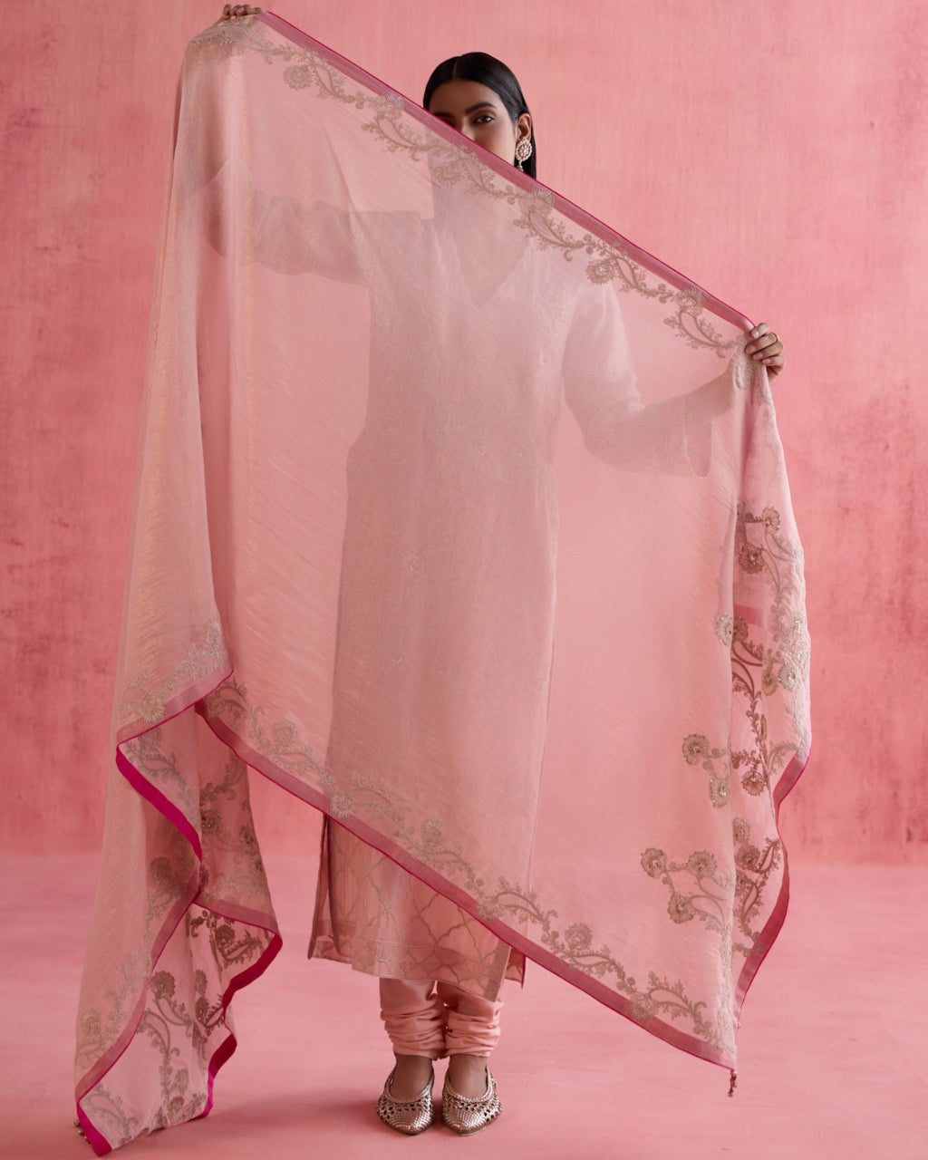 Khwaab Kurta Set - Blush Pink