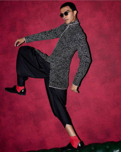 Kasuti Floral+Grid Deep Neck Kurta